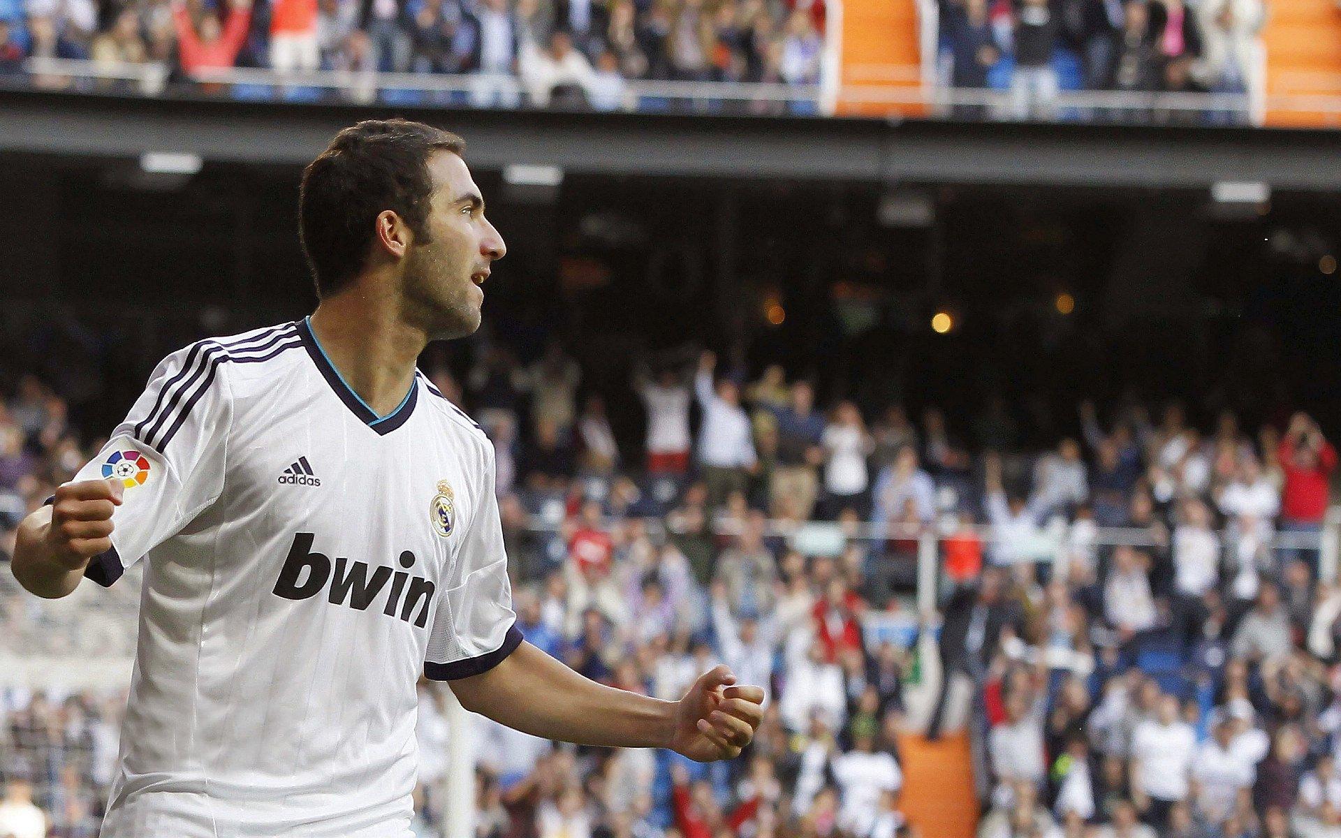 津媒曝山东泰山与崔康熙矛盾升级，双方拉扯已成闹剧